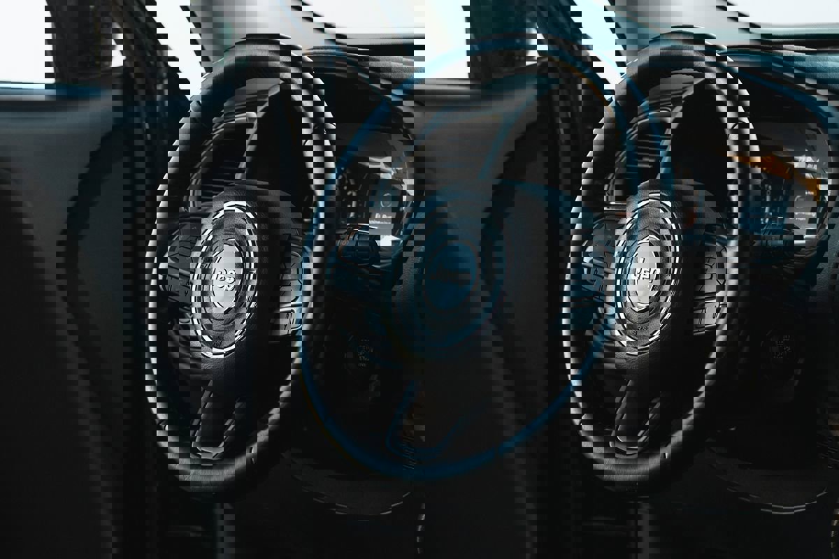 Used 2017 Jeep Renegade Latitude image 3