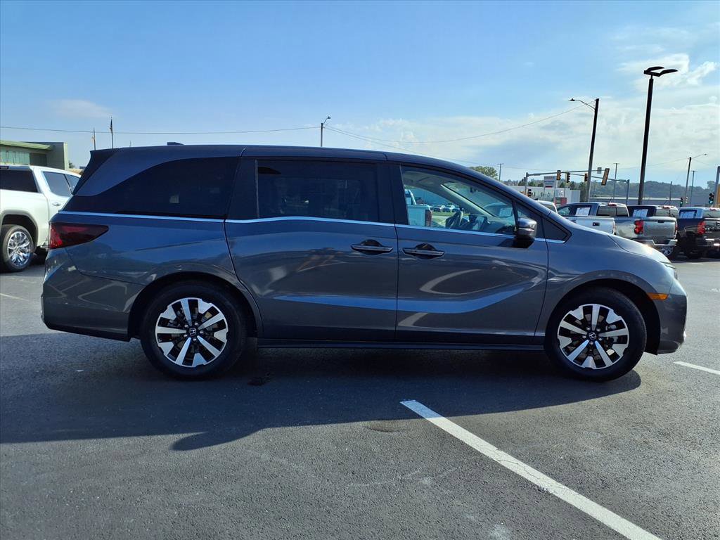Used 2025 Honda Odyssey EX-L image 31