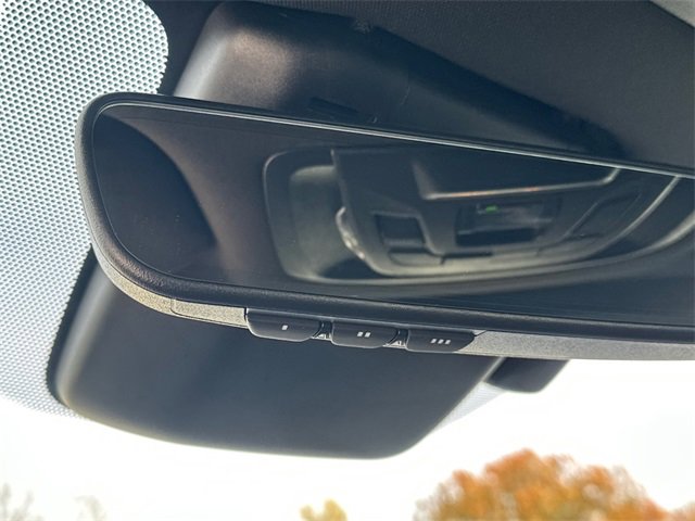 Used 2023 Toyota Crown Limited image 32