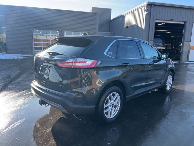 Used 2023 Ford Edge SEL w/ Convenience Package image 5