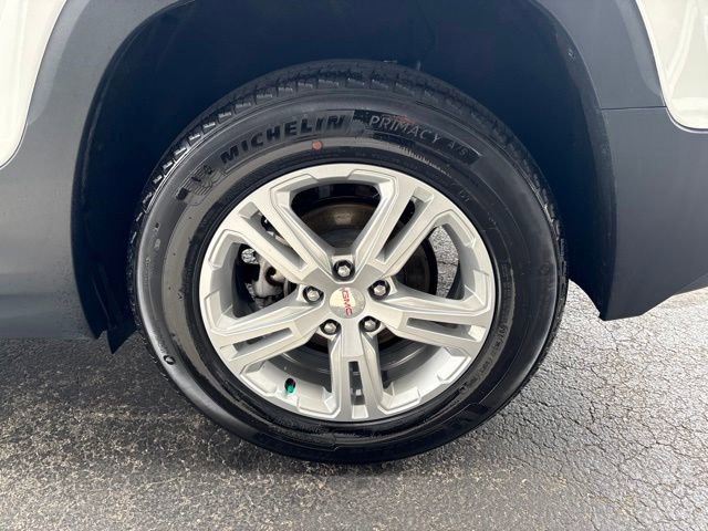 Used 2024 GMC Terrain SLE FWD image 11