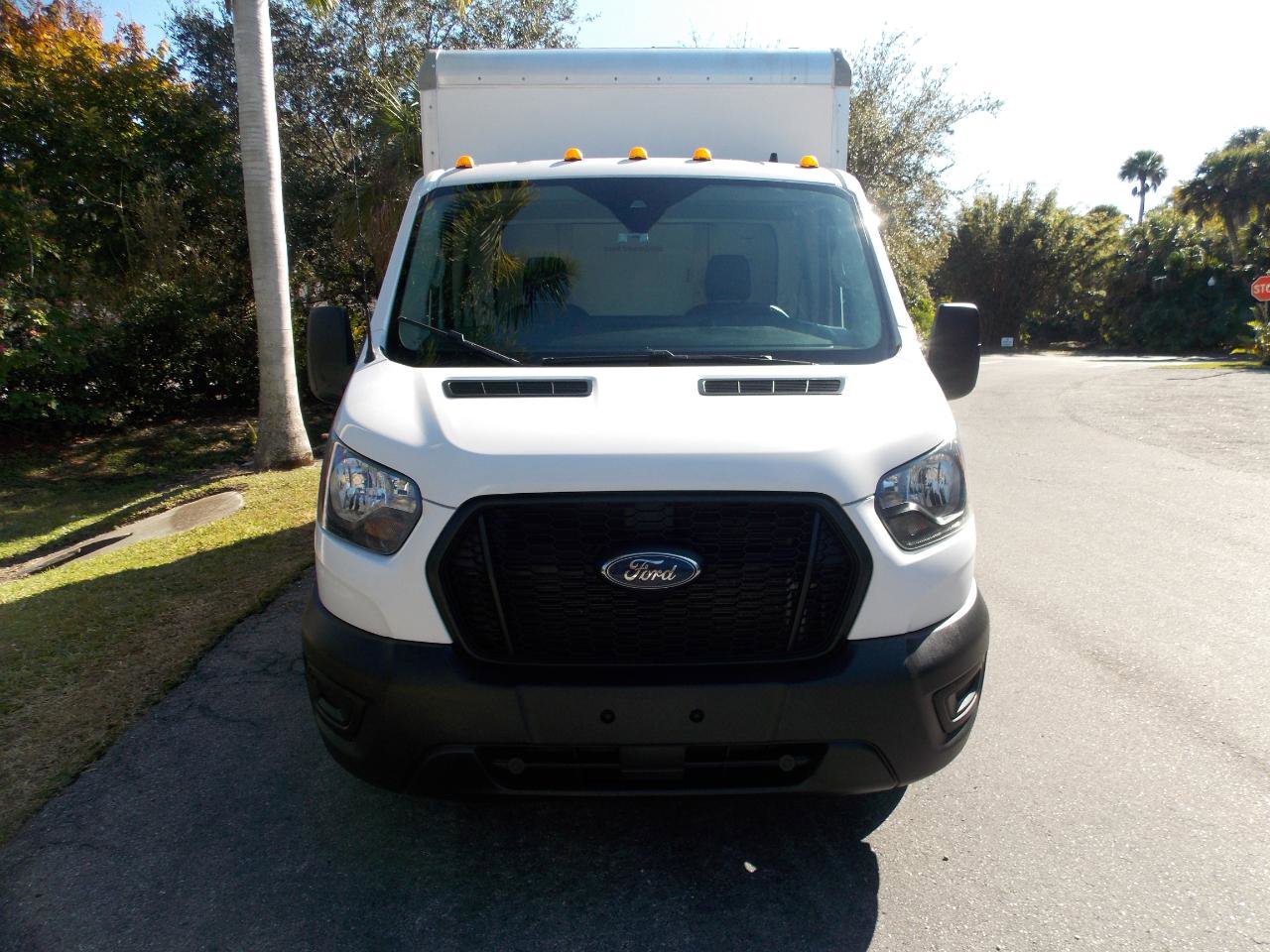 Used 2022 Ford Transit 350 DRW RWD image 14