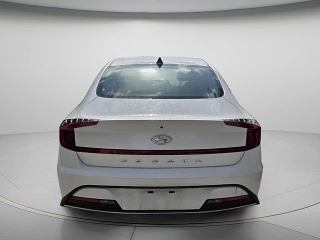 Used 2023 Hyundai Sonata SE FWD image 5