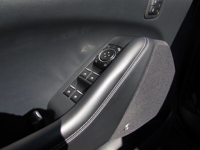 Used 2022 Ford Mustang Mach-E Premium RWD image 6