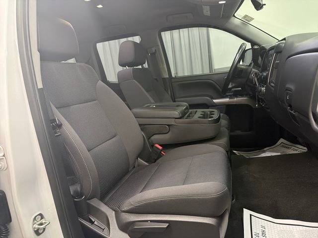 Used 2018 Chevrolet Silverado 1500 LT w/ All Star Edition AWD/4WD image 22