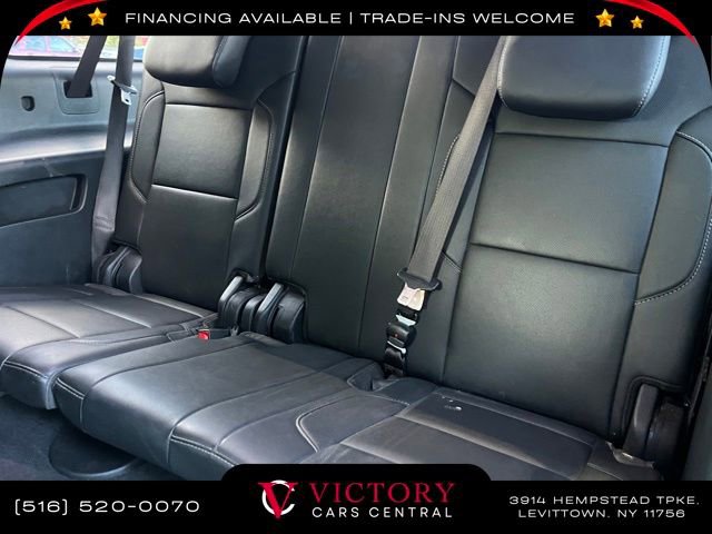 Used 2020 Chevrolet Suburban Premier w/ Premier 6.2L Value Package image 19