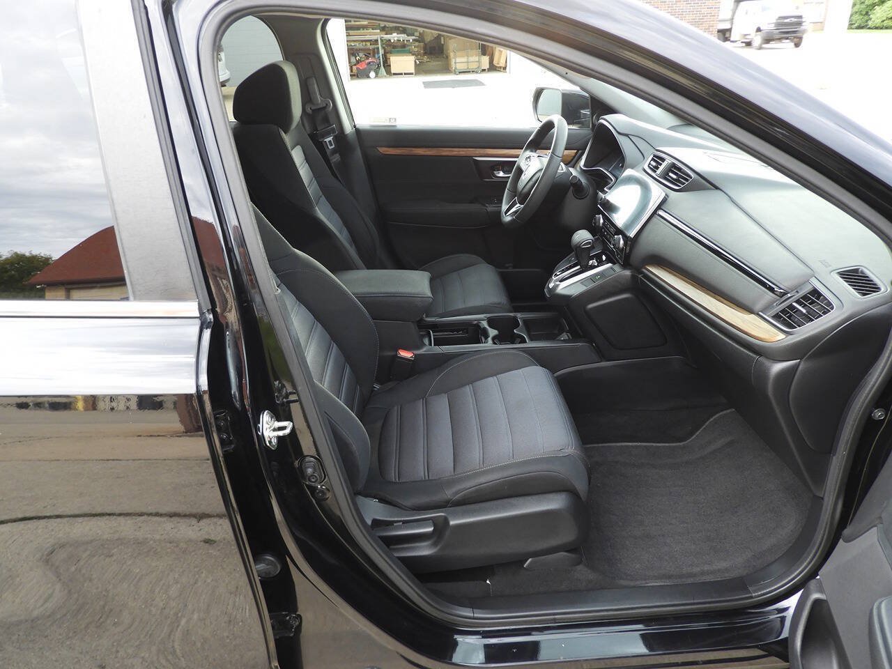 Used 2018 Honda CR-V EX image 33