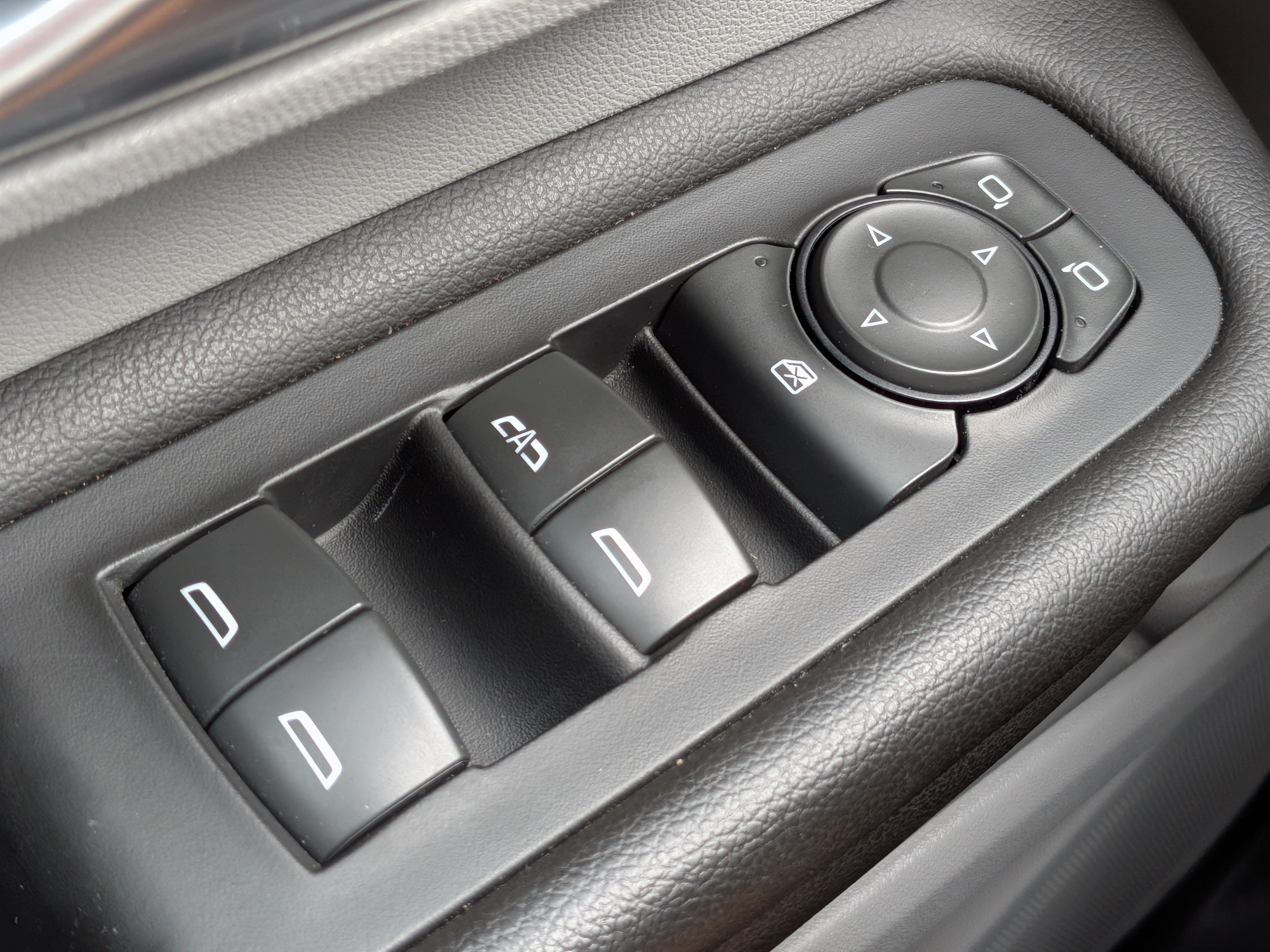 Certified 2022 GMC Terrain SLE w/ Driver Convenience Package FWD image 22