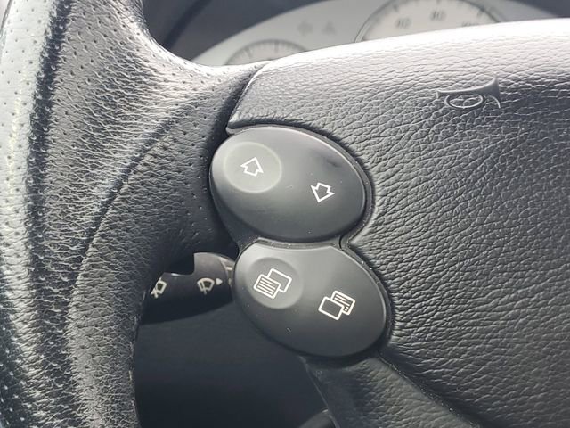 Used 2008 Mercedes-Benz CLK 550 Cabriolet image 16