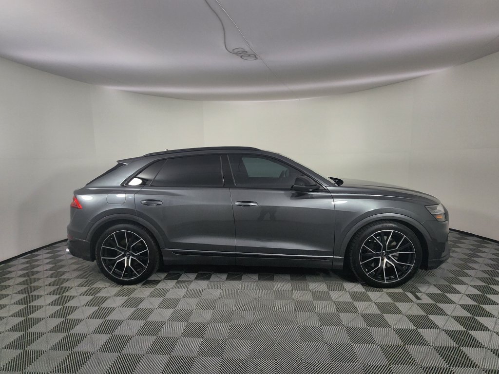 Used 2020 Audi SQ8 Prestige w/ Prestige Package AWD/4WD image 6