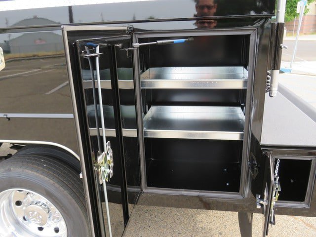 New 2023 RAM 5500 Tradesman w/ Chrome Appearance Group RWD image 18