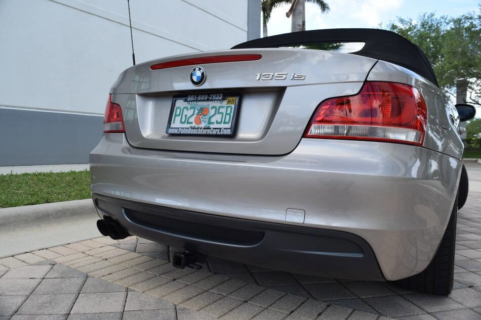 Used 2013 BMW 135is Convertible image 19
