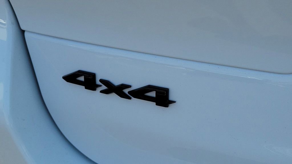 New 2025 Jeep Grand Cherokee L Limited w/ Black Appearance Package image 8