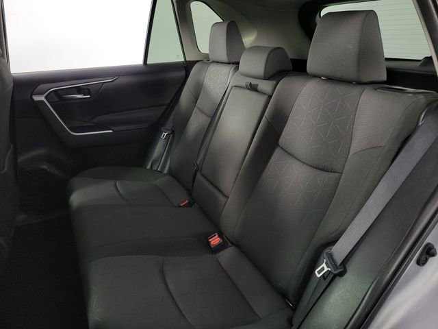Used 2025 Toyota RAV4 XLE image 17