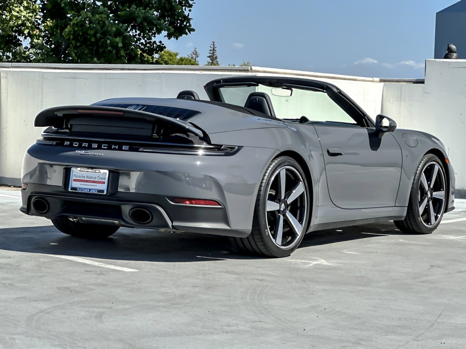 Used 2026 Porsche 911 Carrera RWD image 8