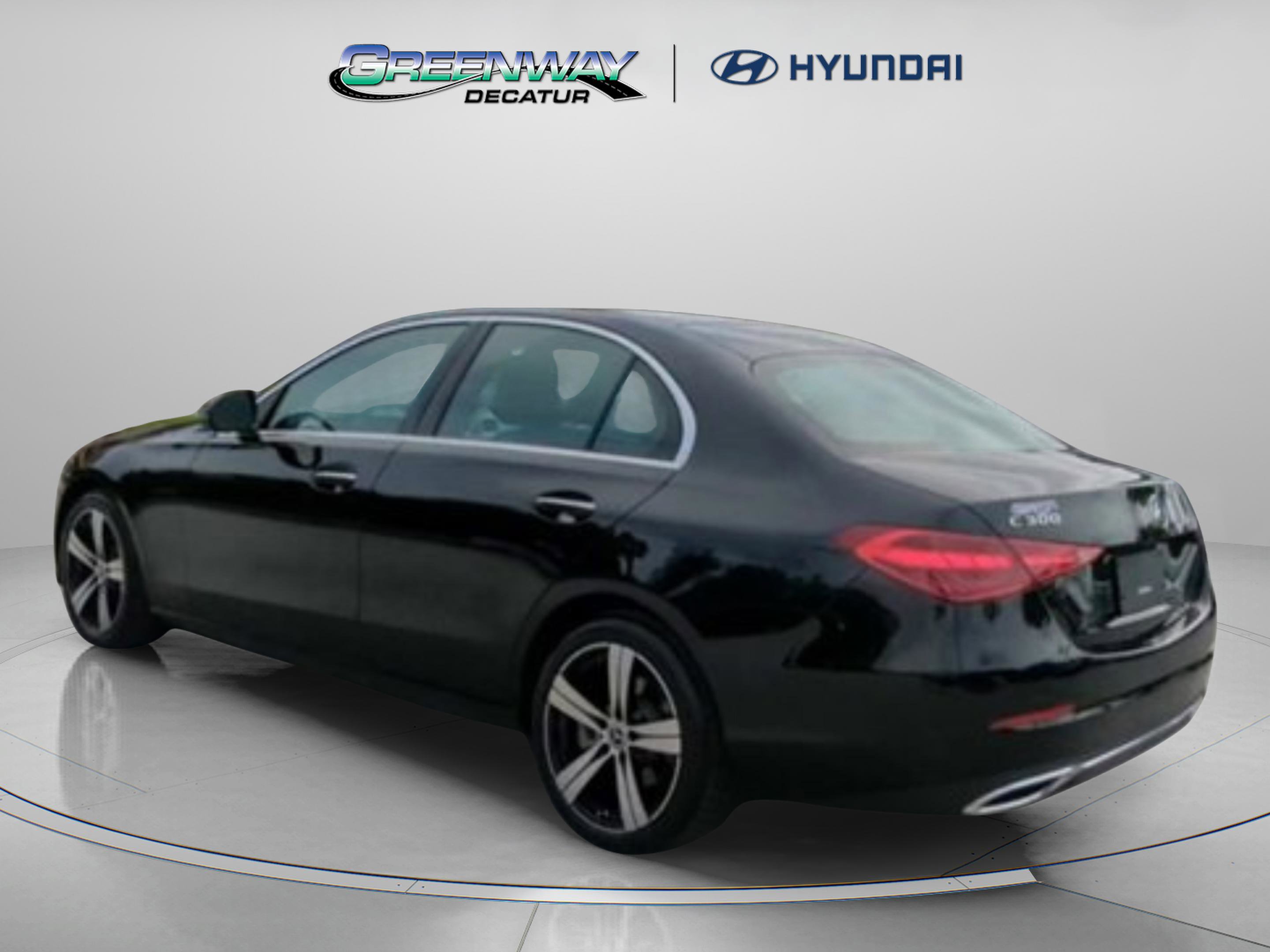 Used 2025 Mercedes-Benz C 300 Sedan image 18