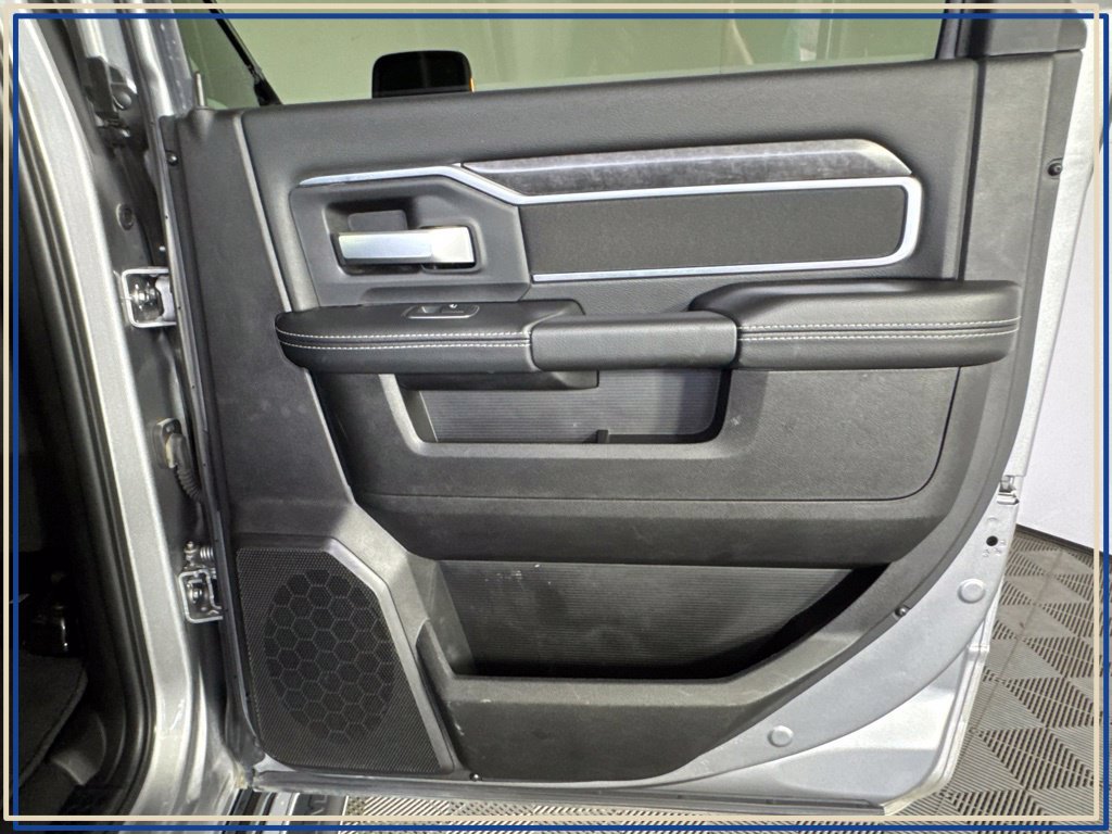 Certified 2024 RAM 2500 Big Horn w/ Safety Group AWD/4WD image 45