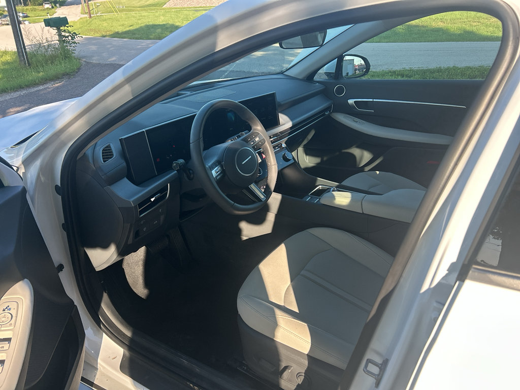 Certified 2026 Hyundai Sonata SEL FWD image 10