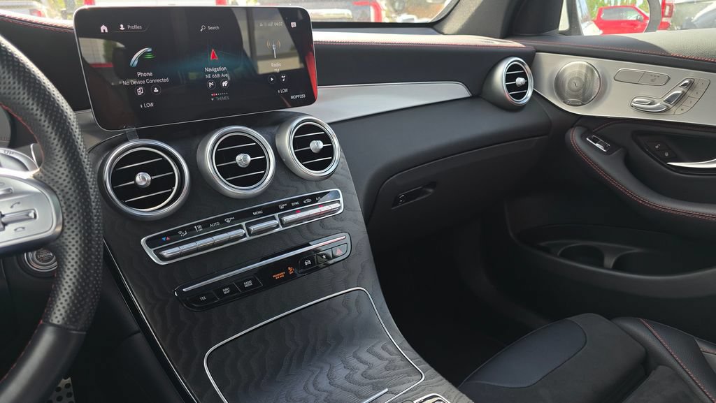 Used 2021 Mercedes-Benz GLC 43 AMG 4MATIC image 70