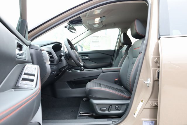 New 2026 Nissan Rogue SV image 10