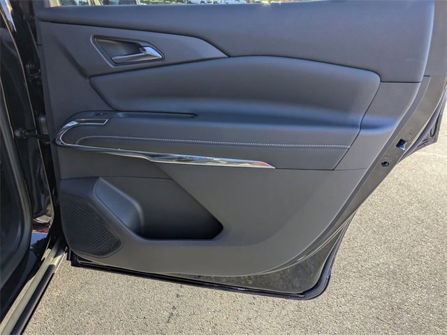 New 2026 Chevrolet Traverse LT w/ Driver Confidence Package image 34