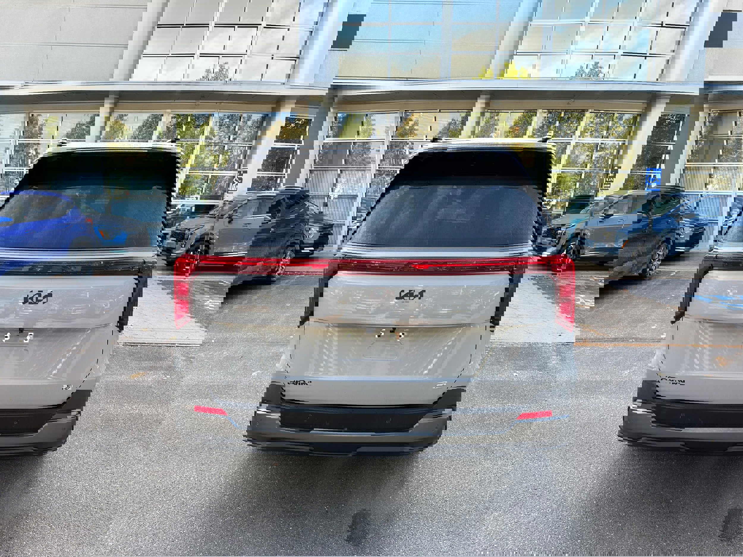 New 2026 Kia Carnival SX image 6