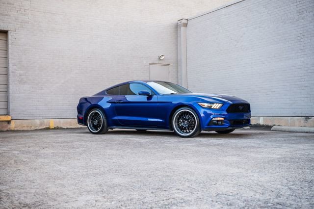 Used 2016 Ford Mustang Premium RWD image 17