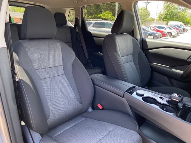 New 2026 Nissan Rogue SV w/ Cold Weather Package AWD/4WD image 9