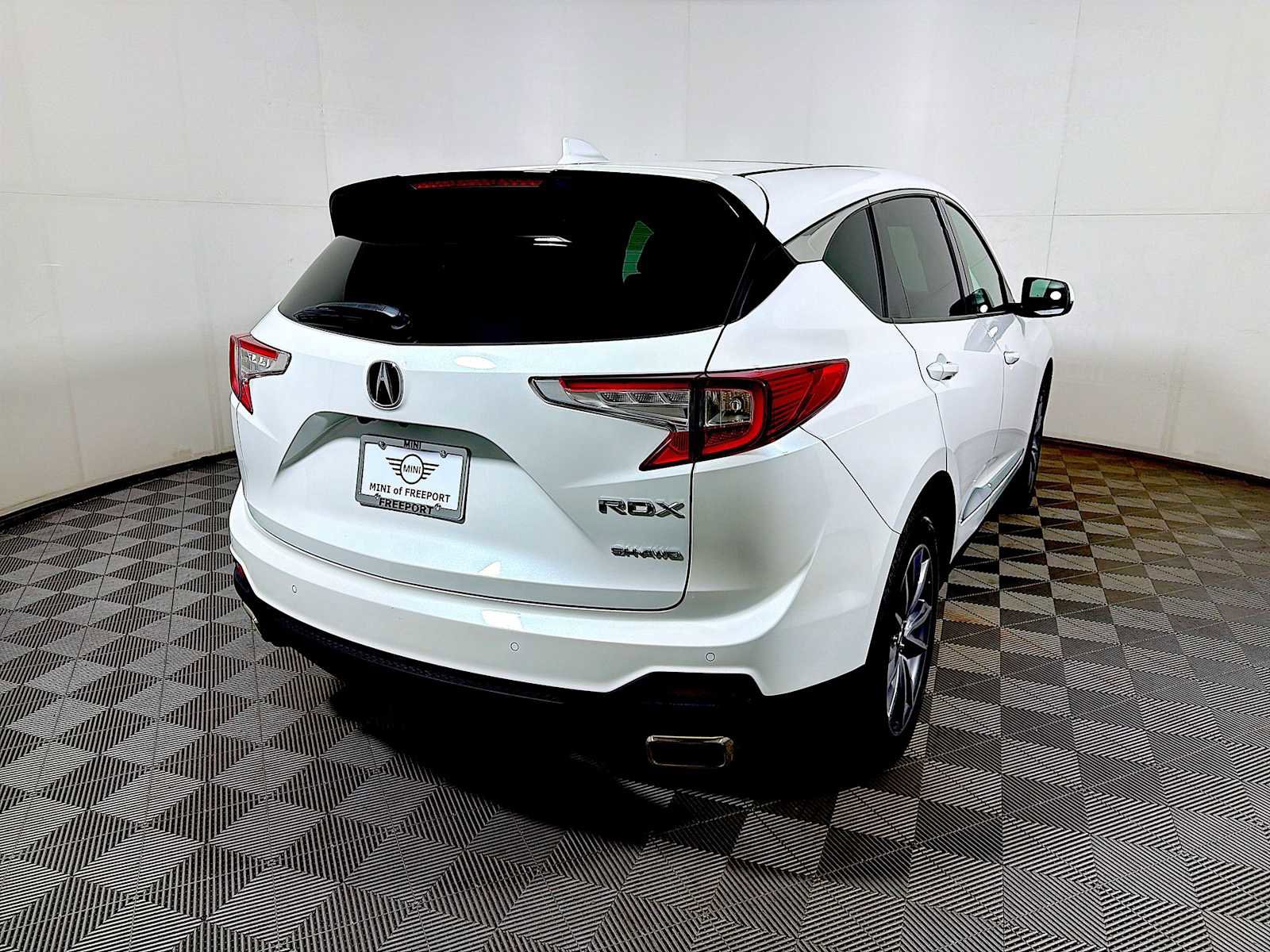 Used 2024 Acura RDX SH-AWD w/ Technology Package image 6