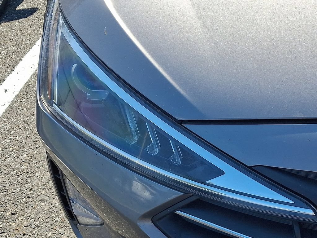 Used 2020 Hyundai Elantra Value Edition FWD image 4