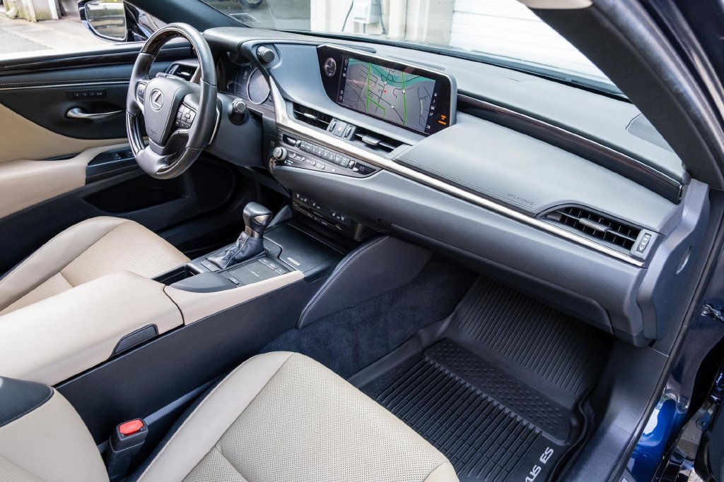 Used 2021 Lexus ES 350 w/ Premium Package FWD image 26