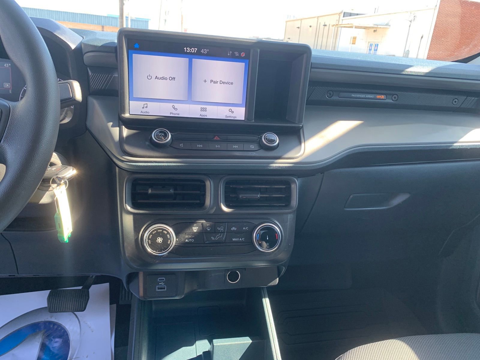 Used 2023 Ford Maverick XL image 21