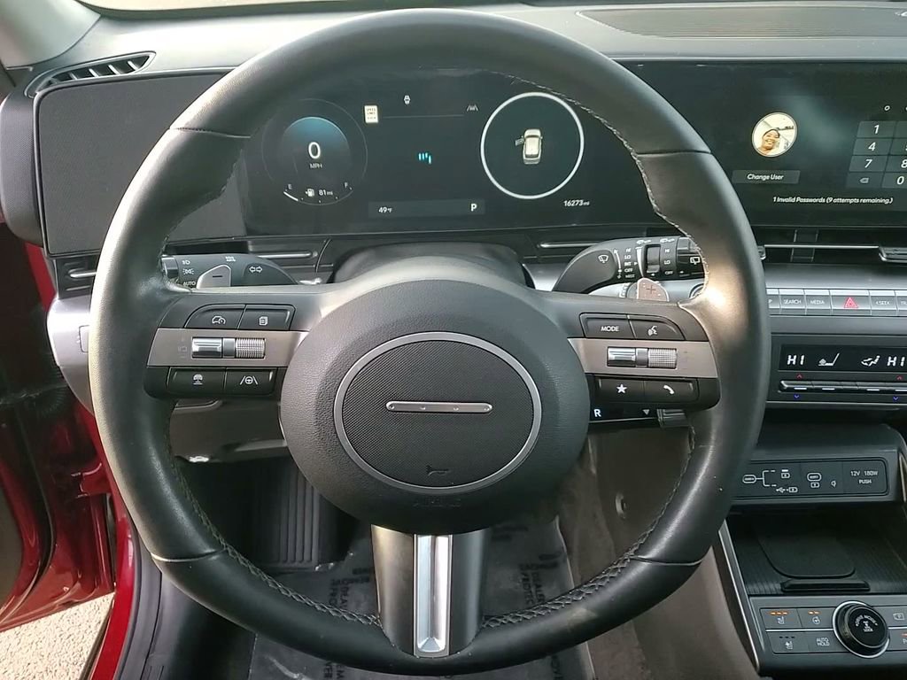 Certified 2025 Hyundai Kona Limited image 15