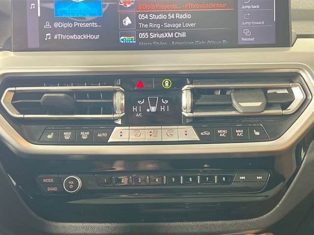Used 2025 BMW X4 xDrive30i image 15
