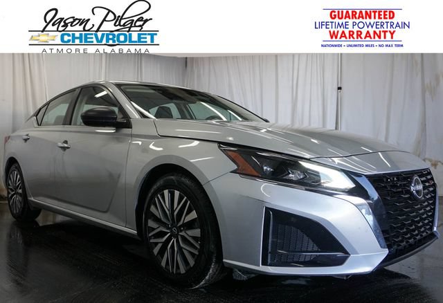 Used 2024 Nissan Altima 2.5 SV