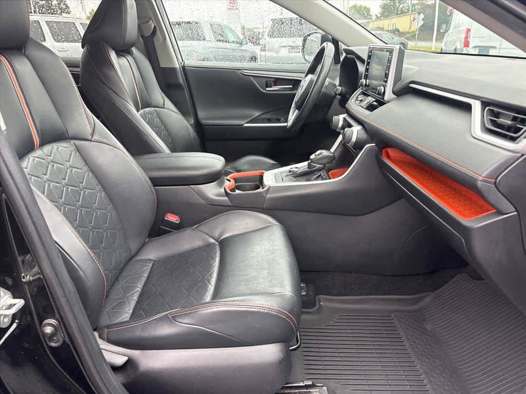 Used 2020 Toyota RAV4 Adventure AWD/4WD image 5