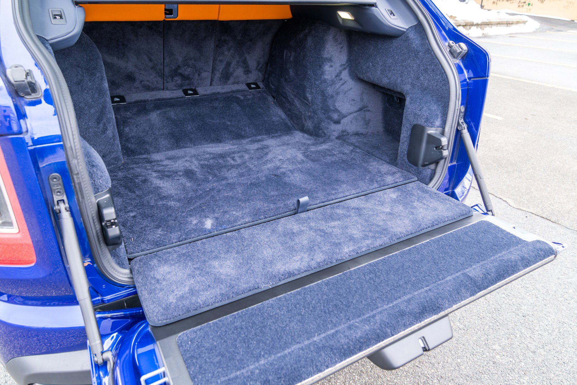 Used 2023 Rolls-Royce Cullinan Black Badge w/ Driver's Package AWD/4WD image 25