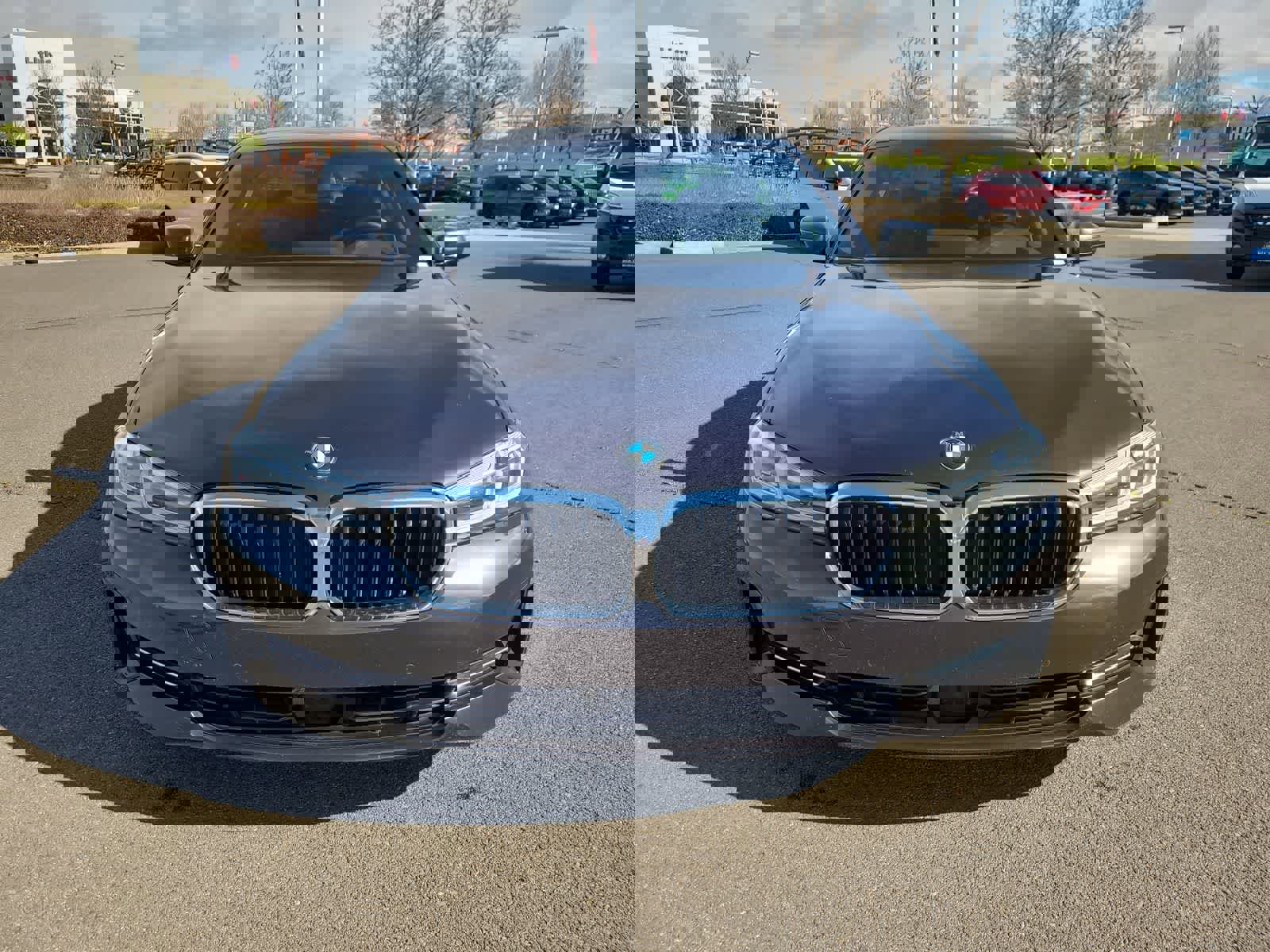 Used 2022 BMW 530i xDrive w/ Premium Package image 14