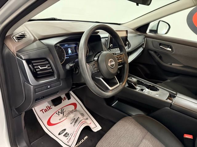Used 2022 Nissan Rogue SV image 10