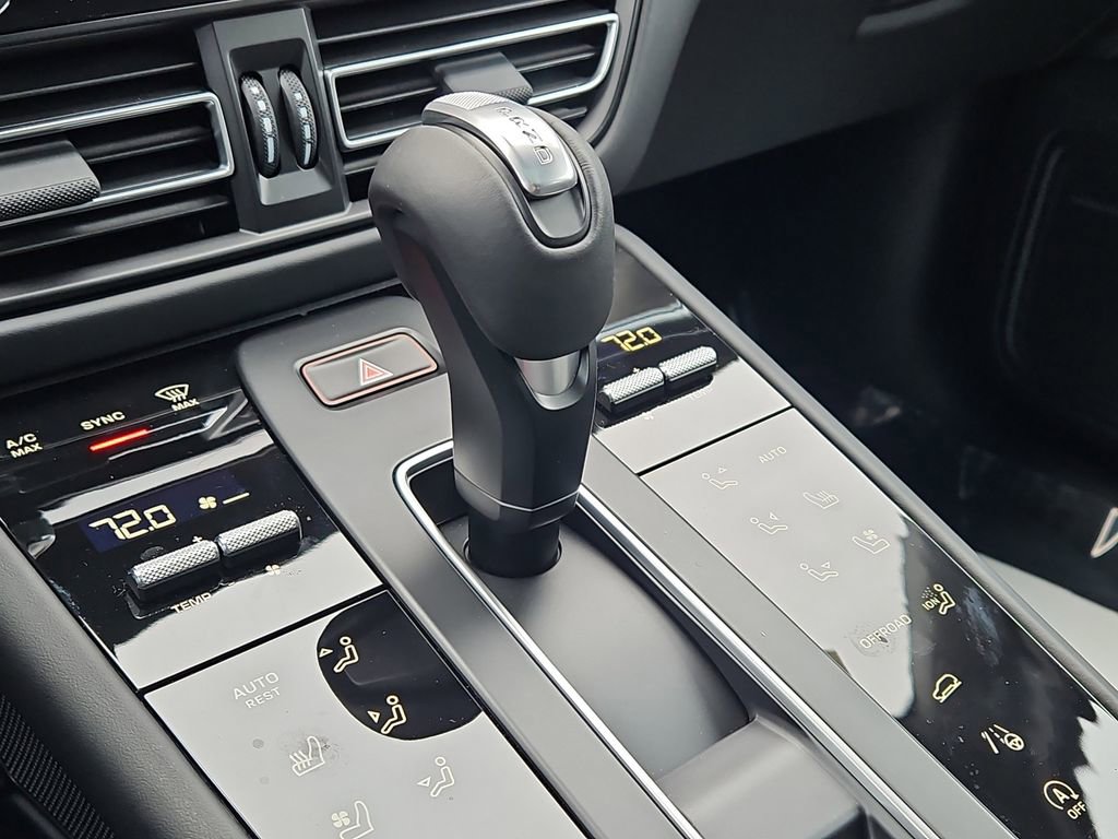 New 2026 Porsche Macan S image 25