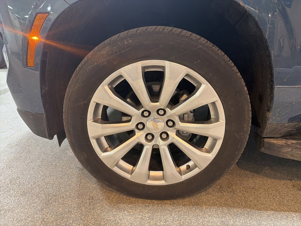 Certified 2025 Chevrolet Tahoe Premier image 2