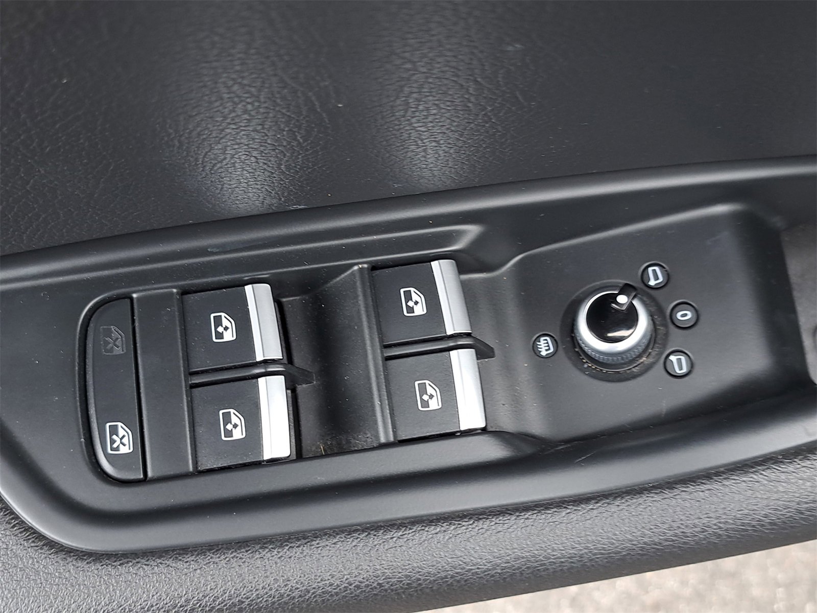 Used 2017 Audi A4 2.0T Ultra Premium image 29