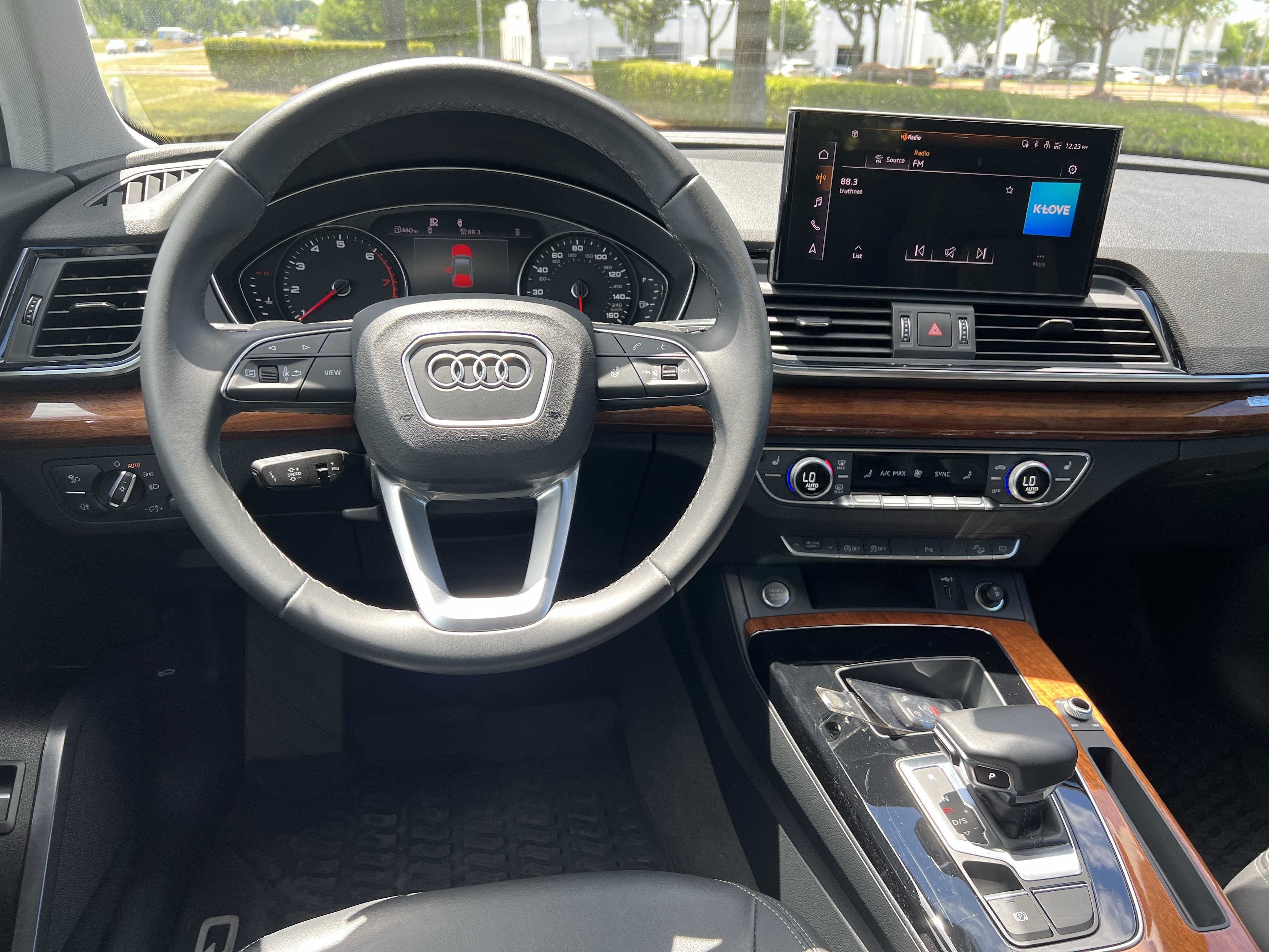 Certified 2023 Audi Q5 2.0T Premium w/ Convenience Package AWD/4WD image 30