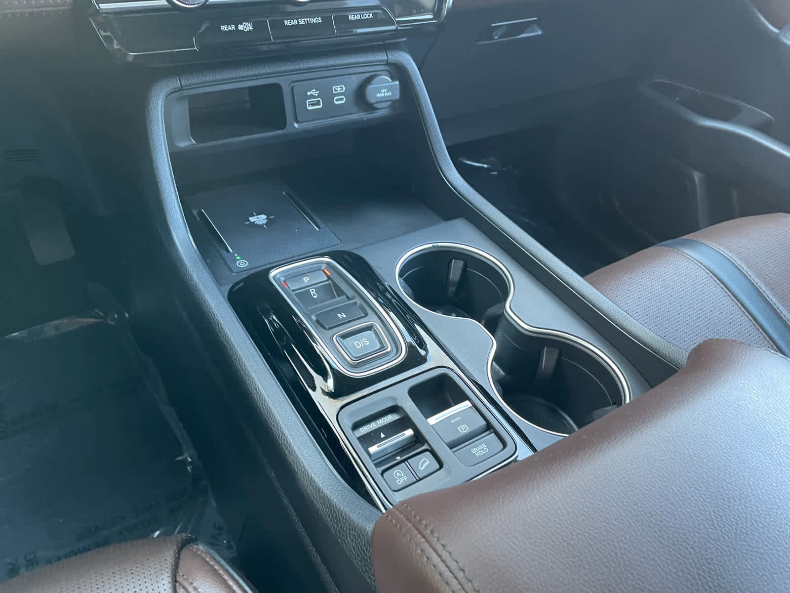 Used 2025 Honda Pilot Elite image 18