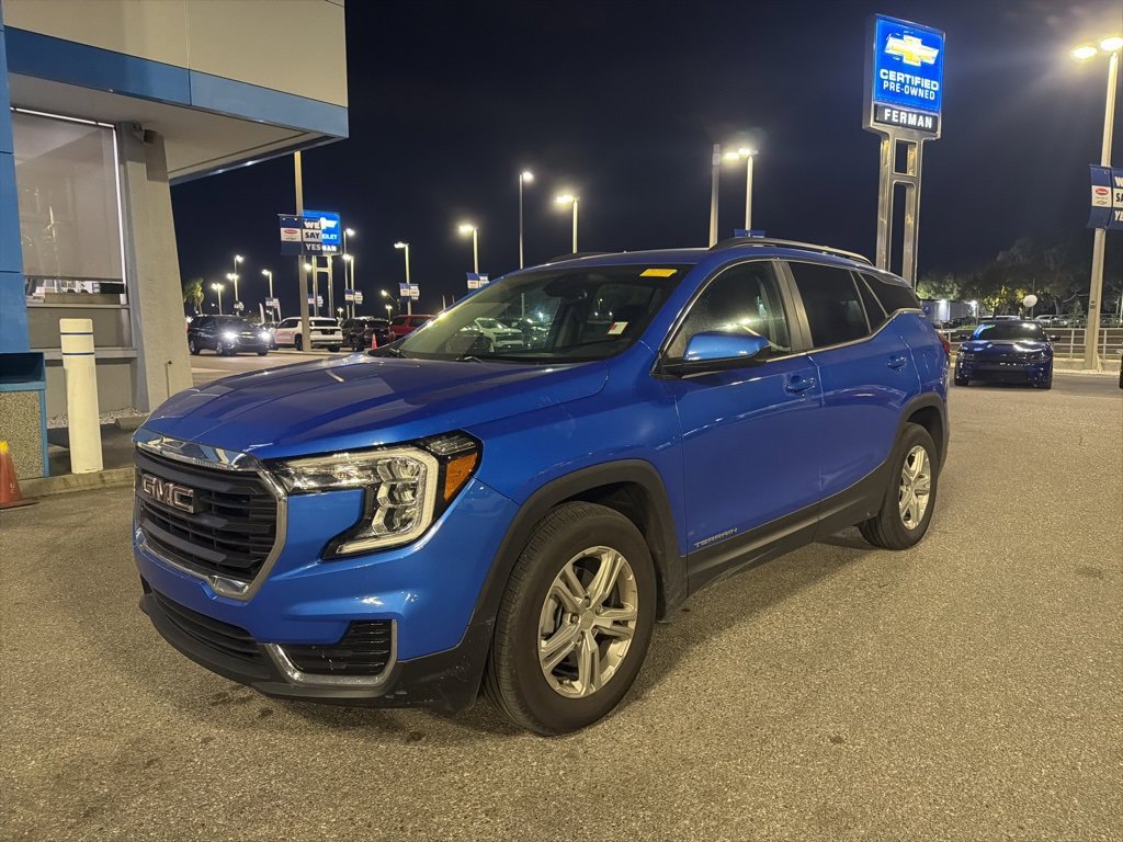 Used 2024 GMC Terrain SLE w/ Driver Convenience Package