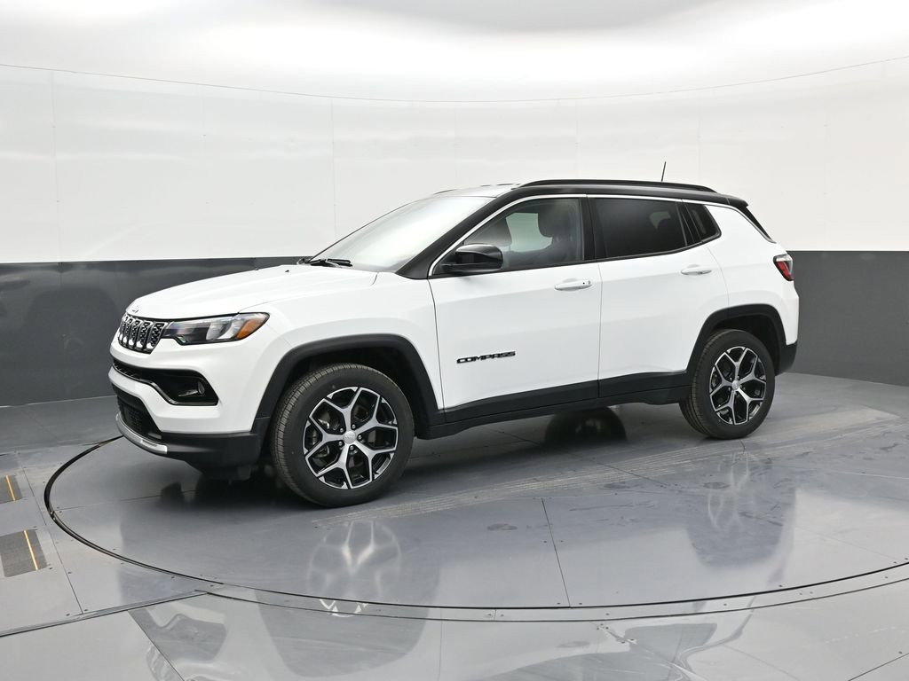 Used 2024 Jeep Compass Limited image 4