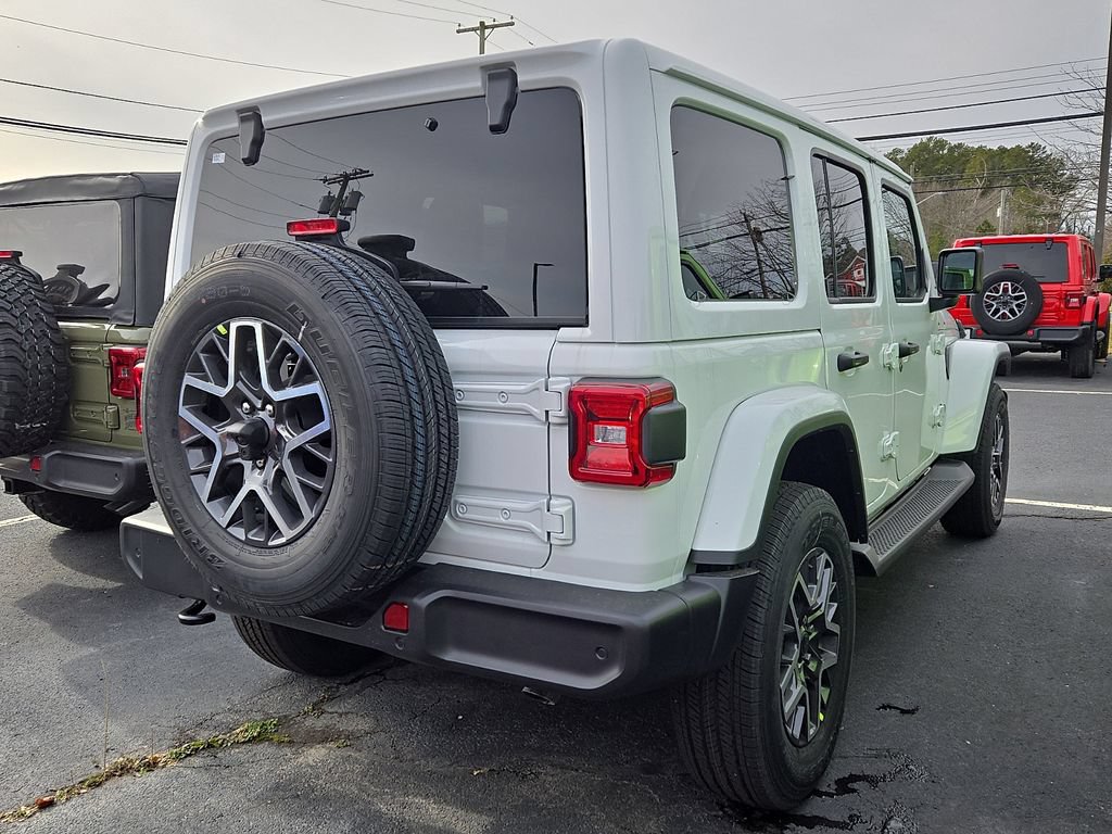 New 2026 Jeep Wrangler Unlimited Sahara AWD/4WD image 4