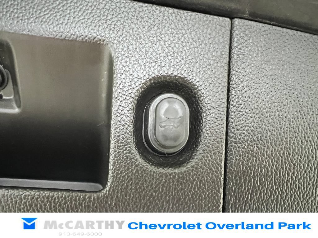 Used 2015 Chevrolet Tahoe LTZ AWD/4WD image 36