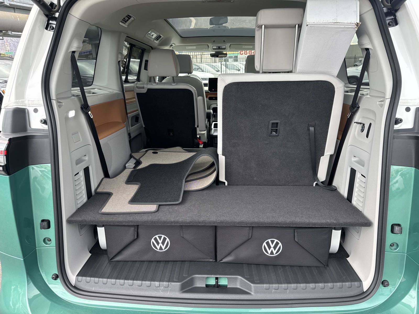 Certified 2025 Volkswagen ID. Buzz 1st Edition AWD/4WD image 6