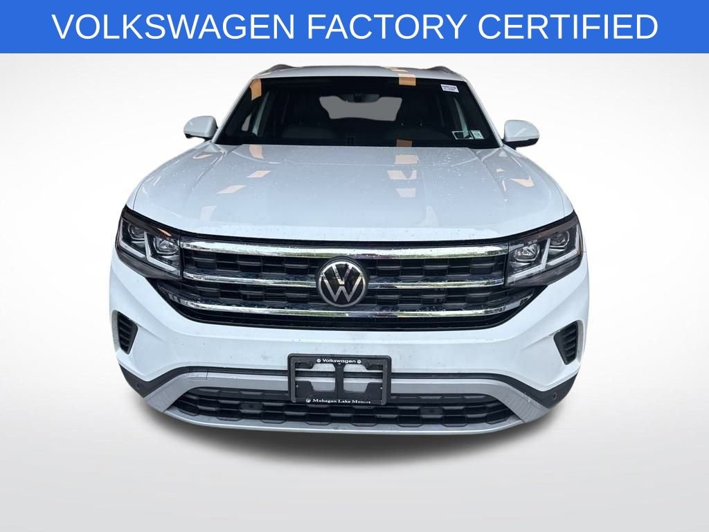 Used 2022 Volkswagen Atlas Cross Sport SE image 2
